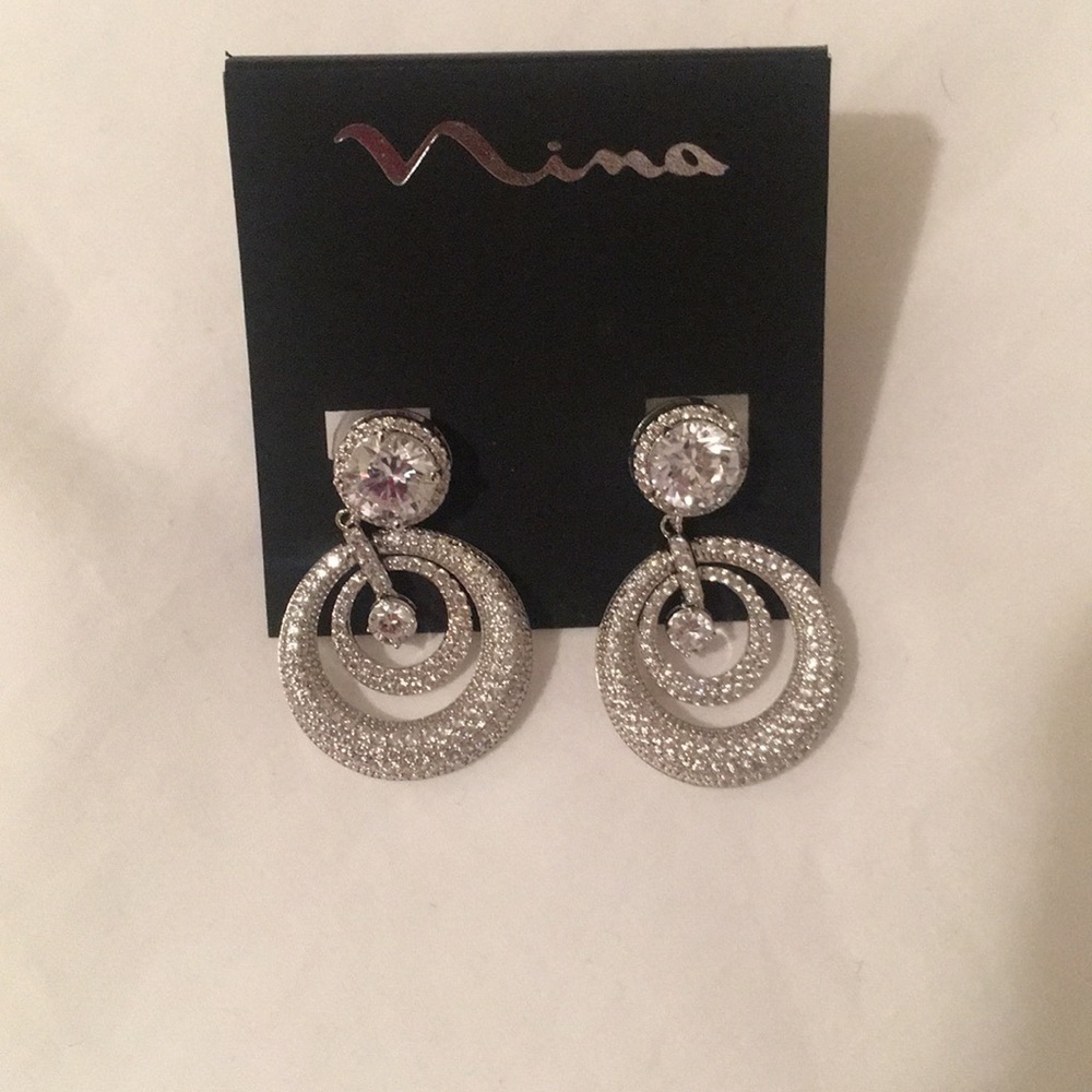 Nina dangly hoops